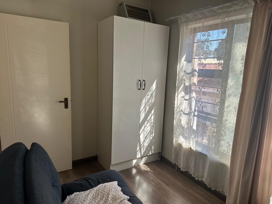 3 Bedroom Property for Sale in Edenvale Central Gauteng