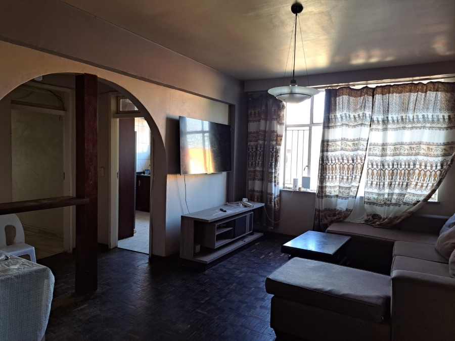 2 Bedroom Property for Sale in Yeoville Gauteng