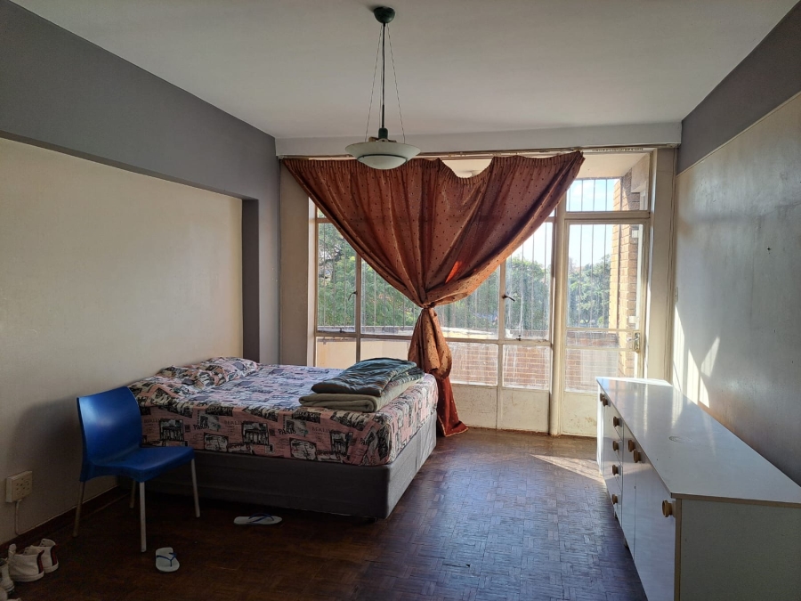 2 Bedroom Property for Sale in Yeoville Gauteng
