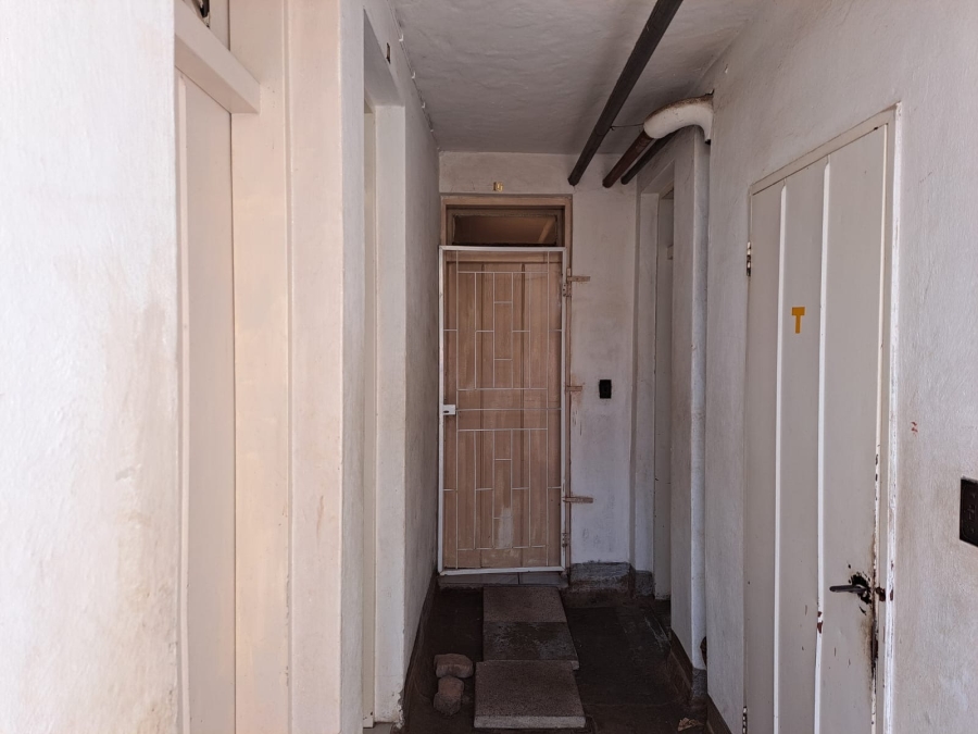 2 Bedroom Property for Sale in Yeoville Gauteng