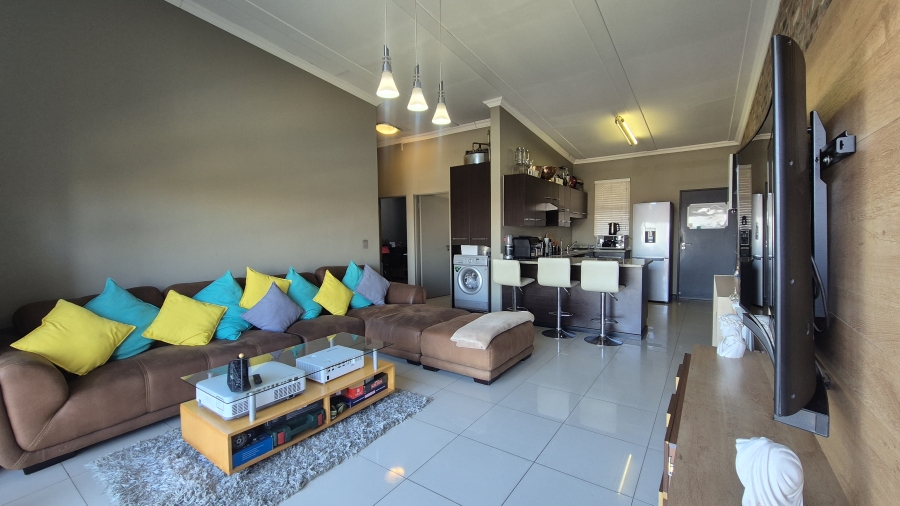 To Let 2 Bedroom Property for Rent in Solheim Gauteng
