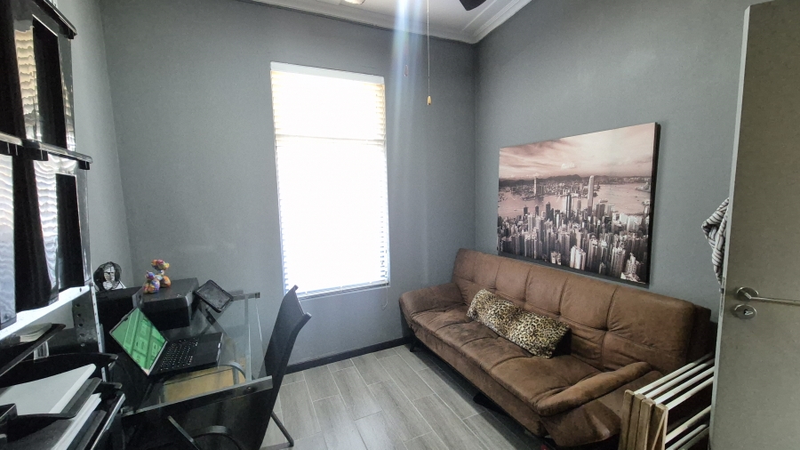 To Let 2 Bedroom Property for Rent in Solheim Gauteng