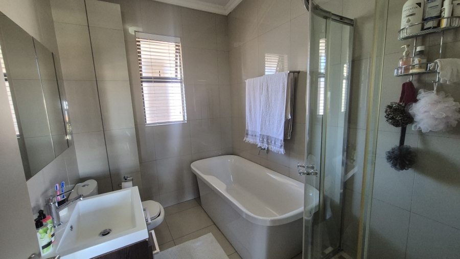 To Let 2 Bedroom Property for Rent in Solheim Gauteng