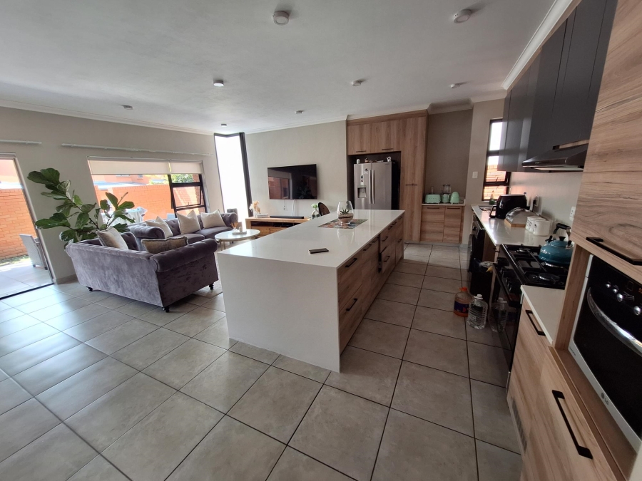 3 Bedroom Property for Sale in Six Fountains Residential Estate Gauteng