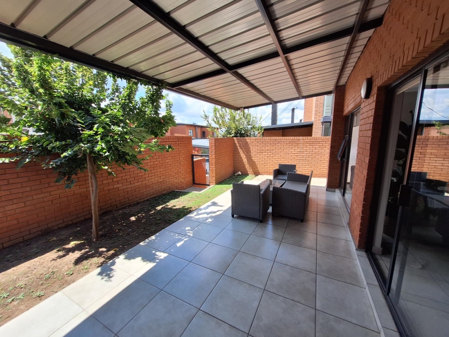 3 Bedroom Property for Sale in Six Fountains Residential Estate Gauteng