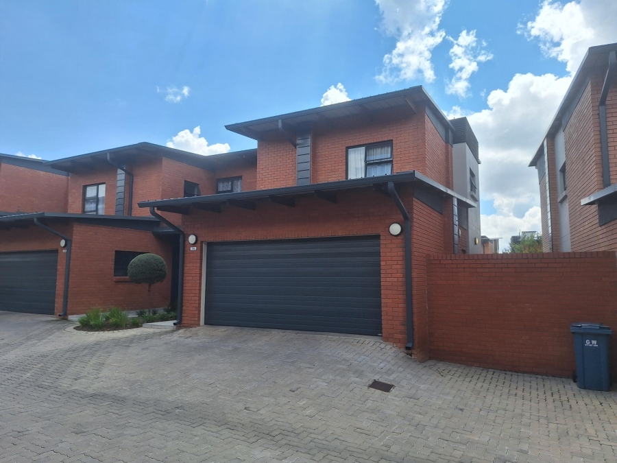 3 Bedroom Property for Sale in Six Fountains Residential Estate Gauteng
