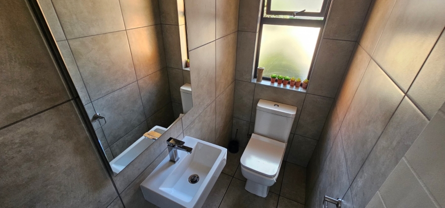To Let 3 Bedroom Property for Rent in Six Fountains Residential Estate Gauteng