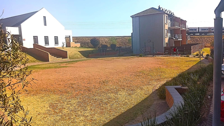 4 Bedroom Property for Sale in Esther Park Gauteng