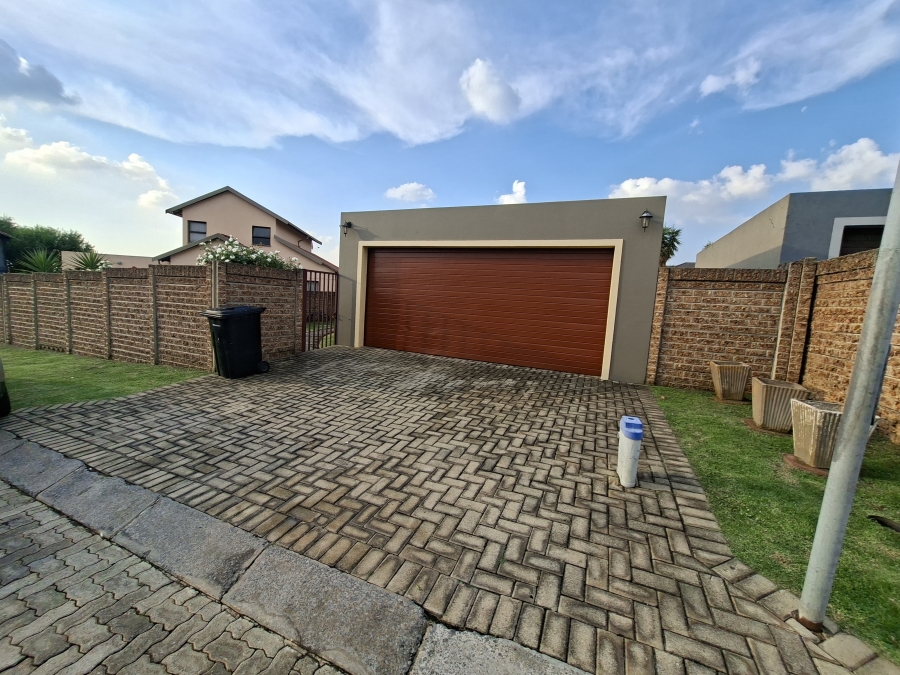 3 Bedroom Property for Sale in Parkrand Gauteng