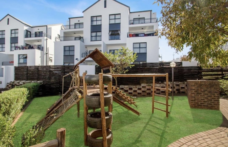 3 Bedroom Property for Sale in Oakdene Gauteng