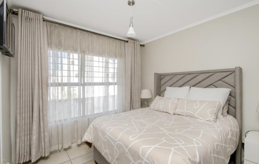 3 Bedroom Property for Sale in Oakdene Gauteng