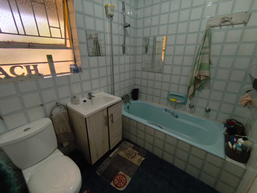 4 Bedroom Property for Sale in Randhart Gauteng