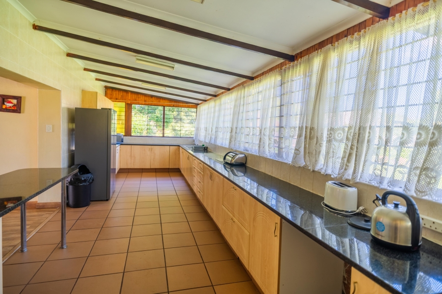 5 Bedroom Property for Sale in Golf View Gauteng