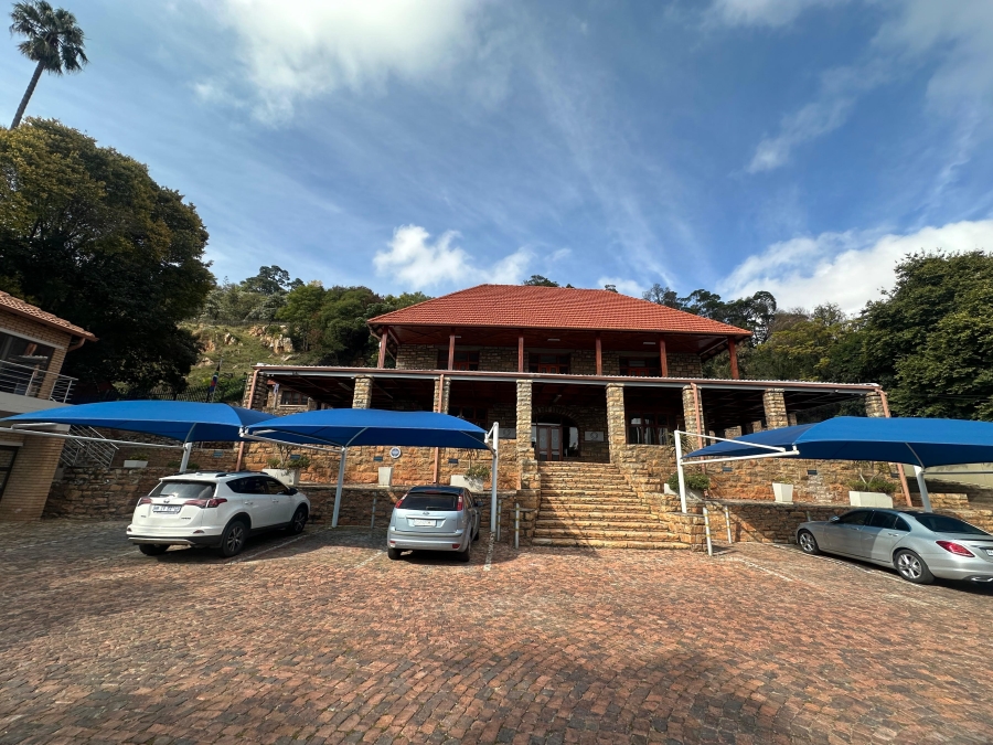 To Let Commercial Property for Rent in Houghton Estate Gauteng