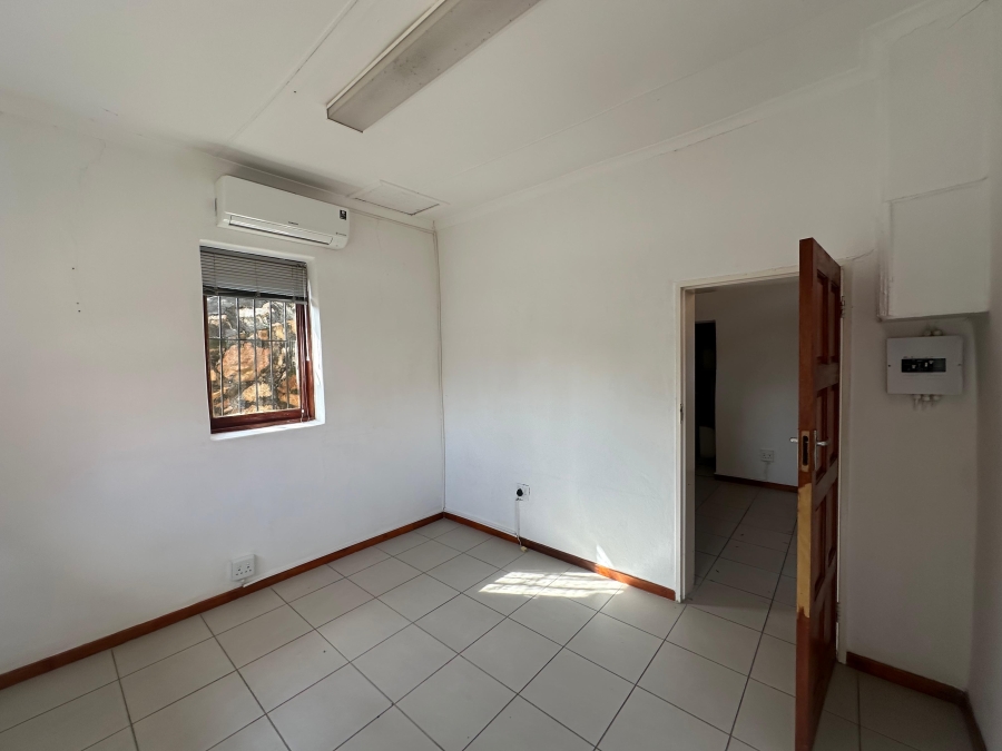 To Let Commercial Property for Rent in Houghton Estate Gauteng