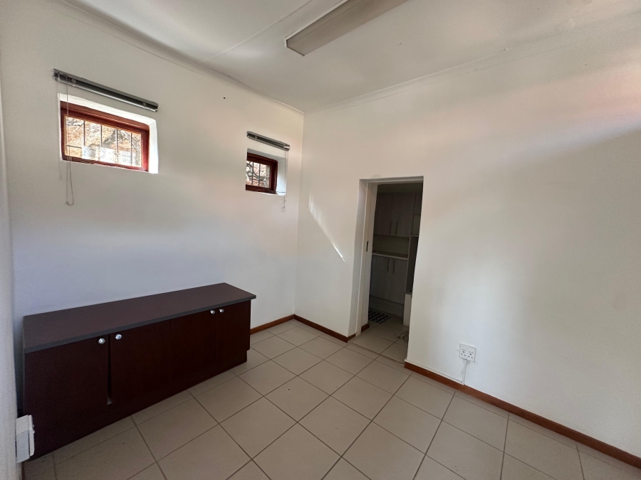 To Let Commercial Property for Rent in Houghton Estate Gauteng