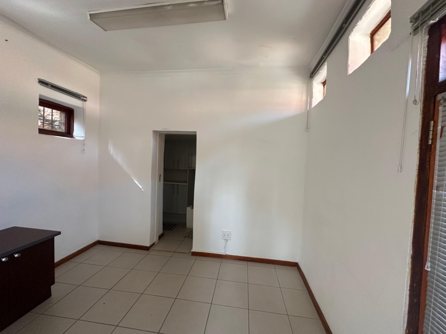 To Let Commercial Property for Rent in Houghton Estate Gauteng