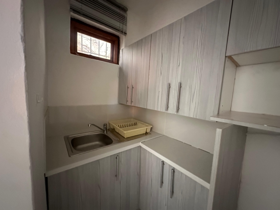 To Let Commercial Property for Rent in Houghton Estate Gauteng