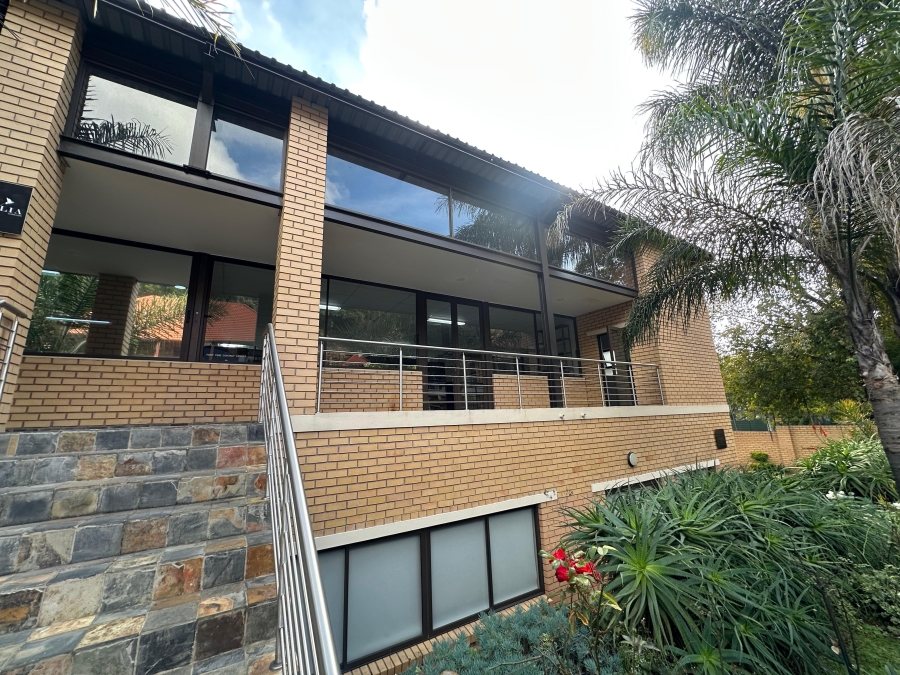 To Let Commercial Property for Rent in Houghton Estate Gauteng