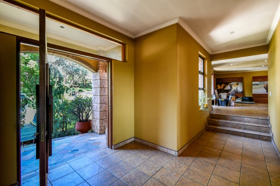 5 Bedroom Property for Sale in Cornwall Hill Gauteng