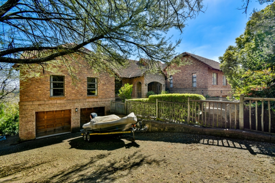 5 Bedroom Property for Sale in Cornwall Hill Gauteng