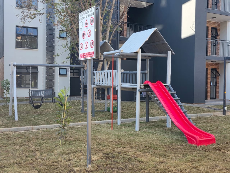 To Let 2 Bedroom Property for Rent in Moregloed Gauteng