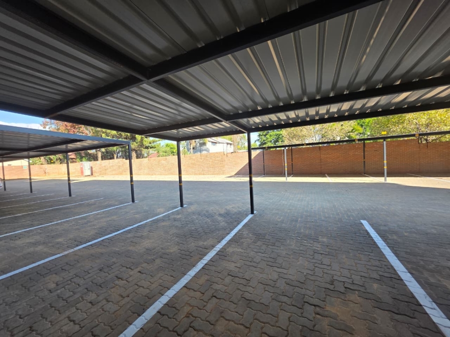 To Let 2 Bedroom Property for Rent in Moregloed Gauteng