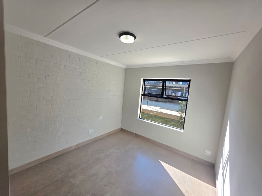 To Let 2 Bedroom Property for Rent in Moregloed Gauteng