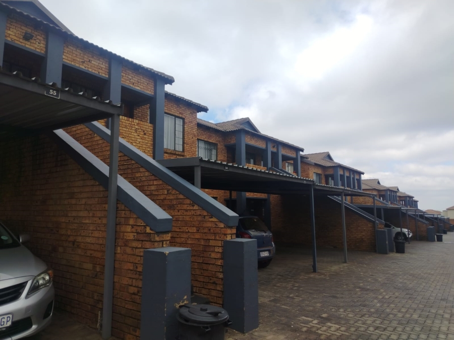 3 Bedroom Property for Sale in Elspark Gauteng