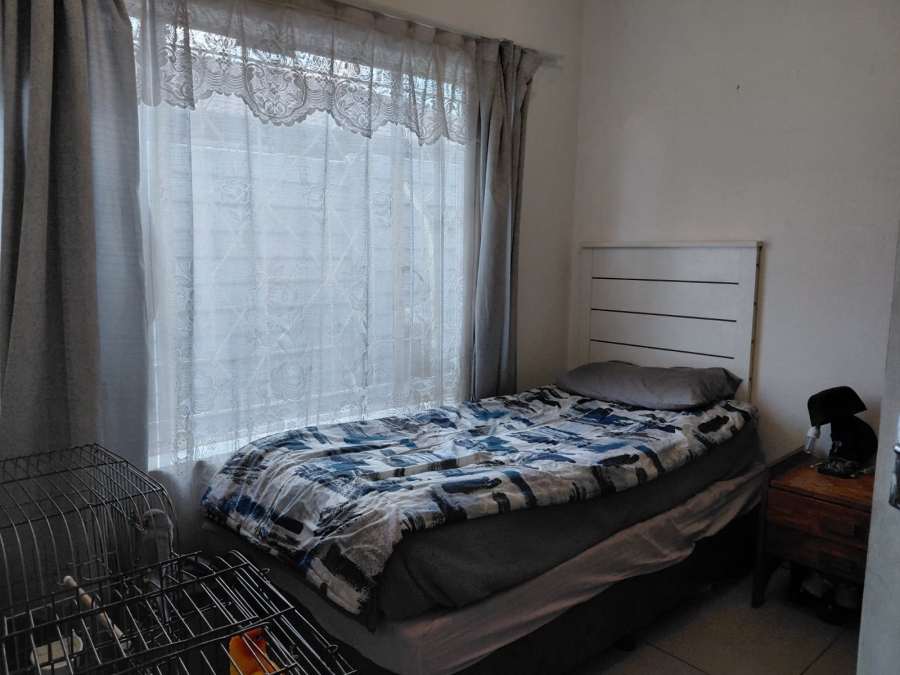 5 Bedroom Property for Sale in Actonville Gauteng