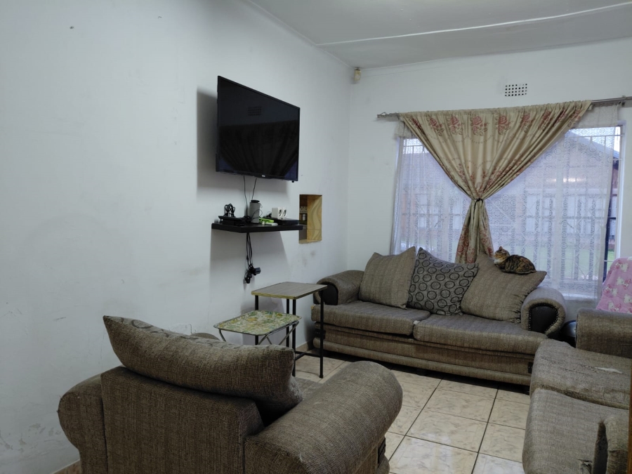 5 Bedroom Property for Sale in Actonville Gauteng