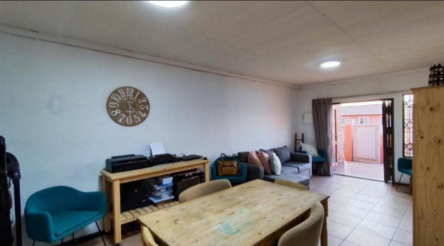 3 Bedroom Property for Sale in Glen Marais Gauteng