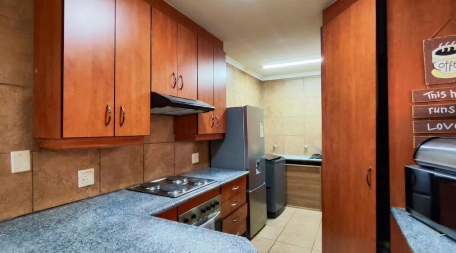 3 Bedroom Property for Sale in Glen Marais Gauteng