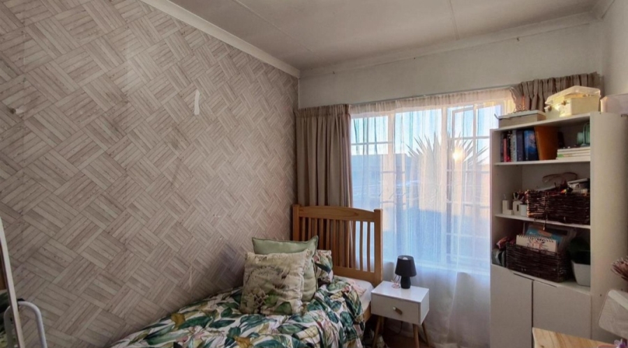 3 Bedroom Property for Sale in Glen Marais Gauteng