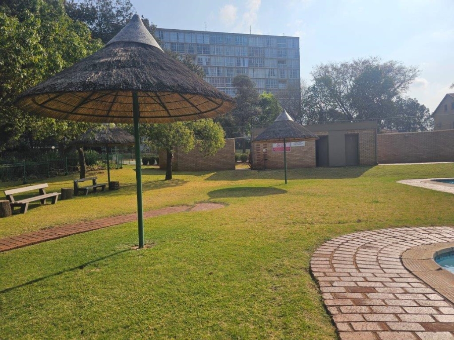 To Let 1 Bedroom Property for Rent in Bedfordview Gauteng