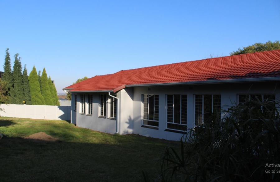 To Let 3 Bedroom Property for Rent in Randpark Ridge Gauteng