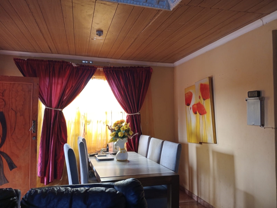 4 Bedroom Property for Sale in Rondebult Gauteng