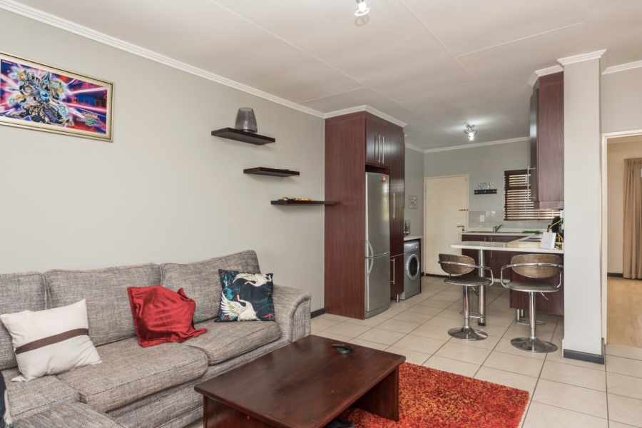 2 Bedroom Property for Sale in Greenstone Hill Gauteng