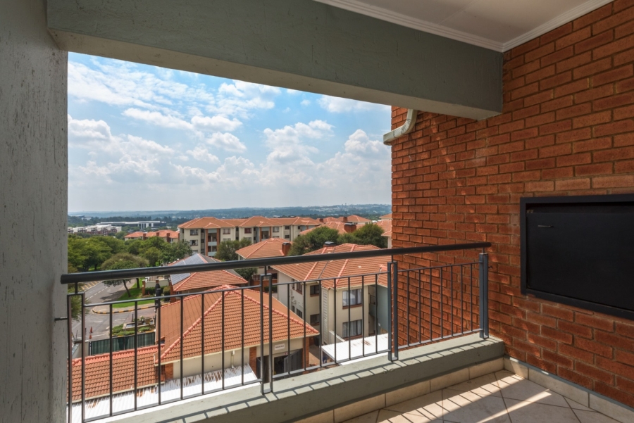 2 Bedroom Property for Sale in Greenstone Hill Gauteng