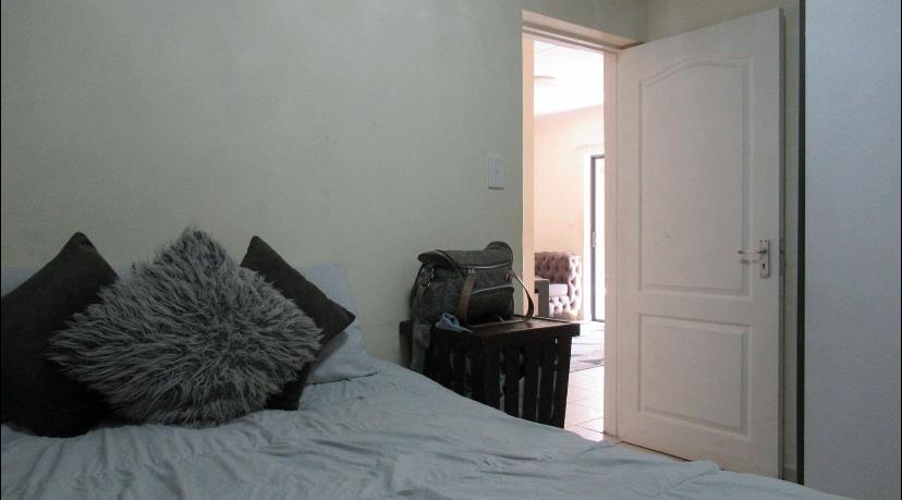 2 Bedroom Property for Sale in Crystal Park Gauteng