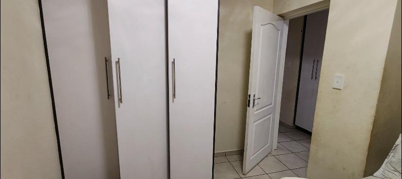 2 Bedroom Property for Sale in Crystal Park Gauteng