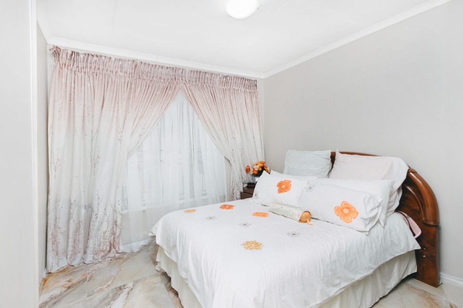 3 Bedroom Property for Sale in Meadowlands East Gauteng