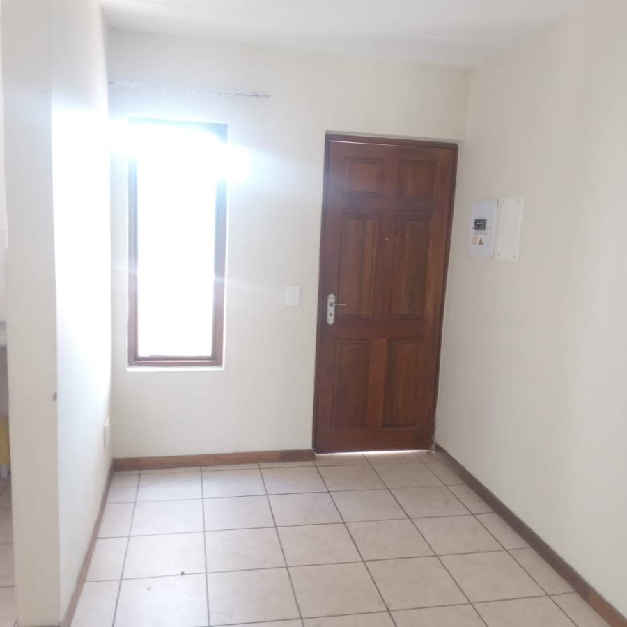 2 Bedroom Property for Sale in Halfway Gardens Gauteng