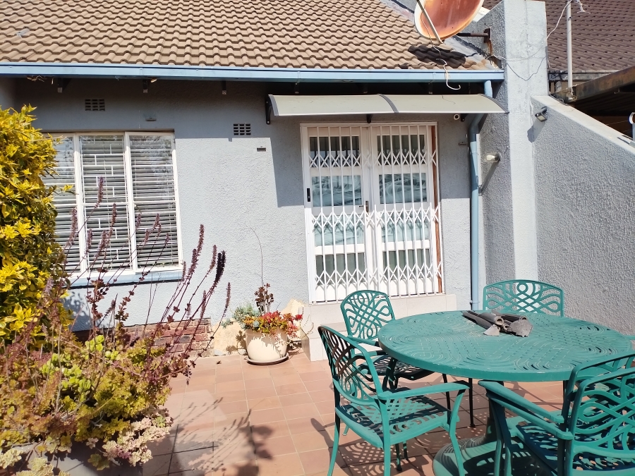2 Bedroom Property for Sale in Noordwyk Gauteng
