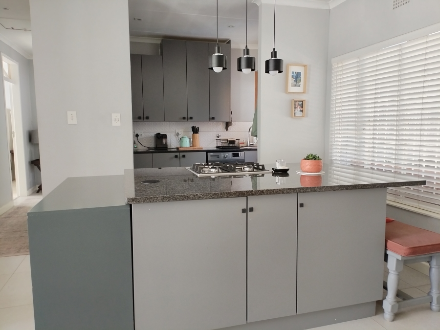 2 Bedroom Property for Sale in Noordwyk Gauteng