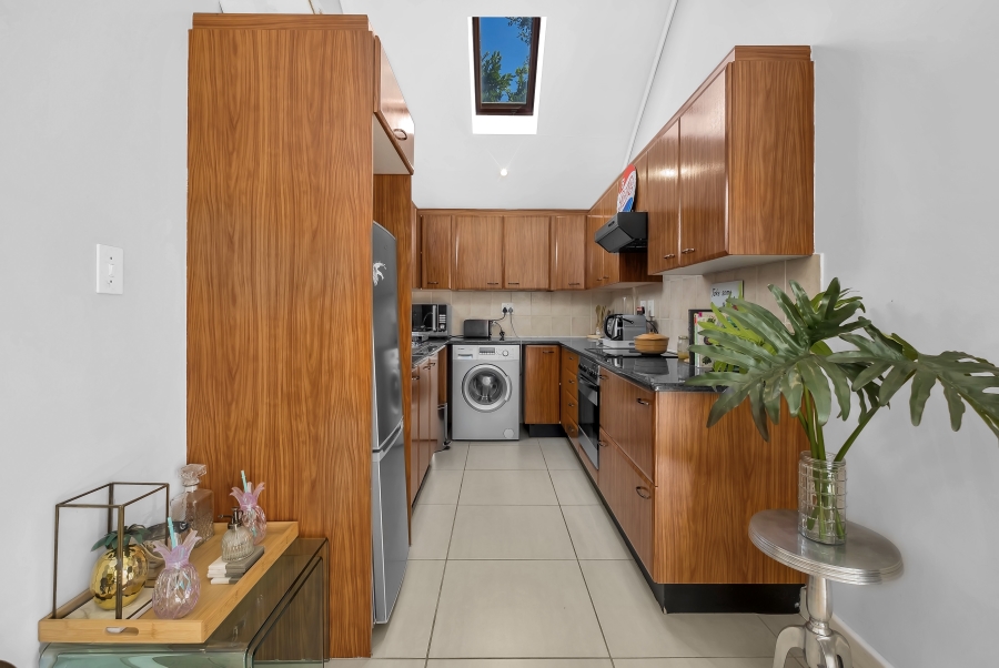 1 Bedroom Property for Sale in Melrose North Gauteng