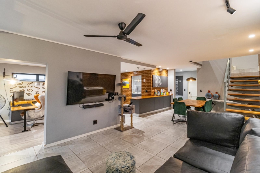 4 Bedroom Property for Sale in Sharonlea Gauteng