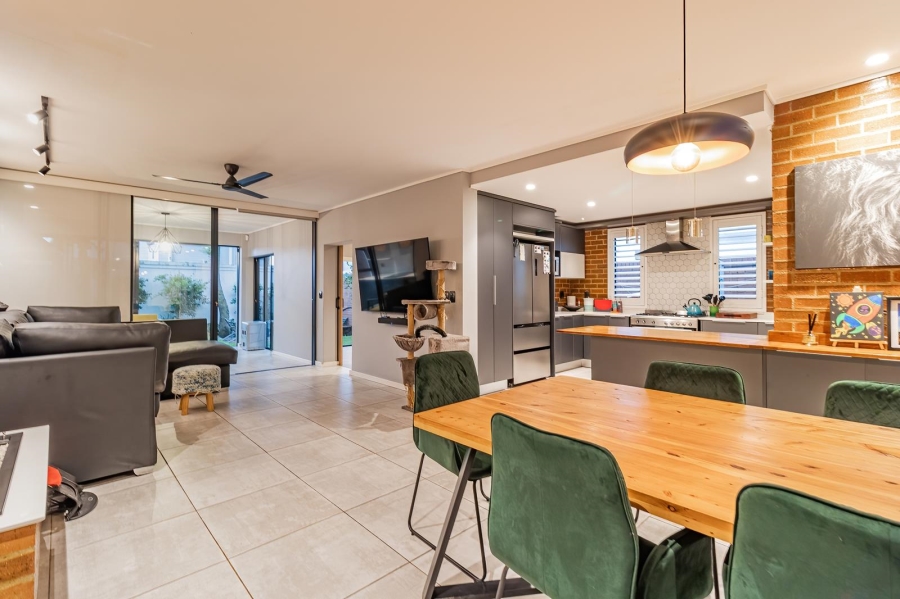 4 Bedroom Property for Sale in Sharonlea Gauteng