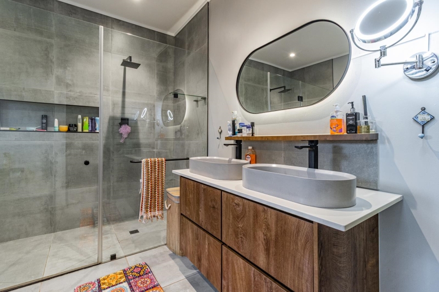 4 Bedroom Property for Sale in Sharonlea Gauteng