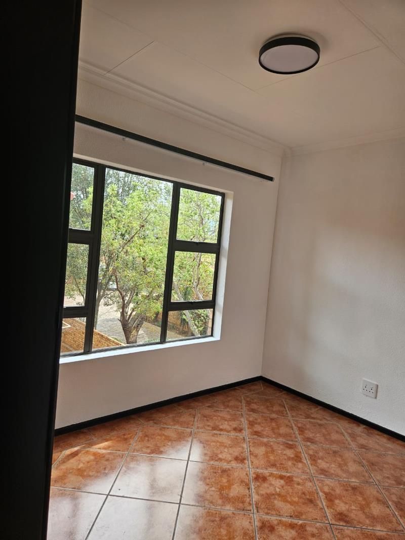 2 Bedroom Property for Sale in Kyalami Hills Gauteng
